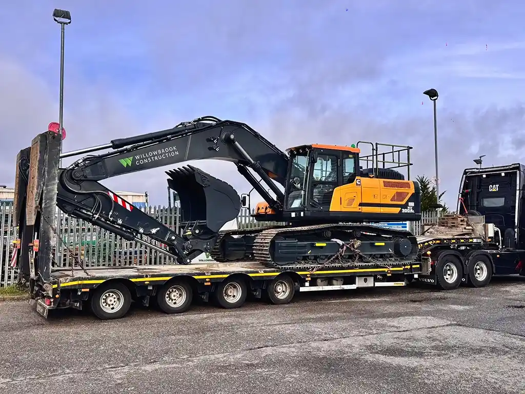 New Plant – Hyundai HX300AL 1